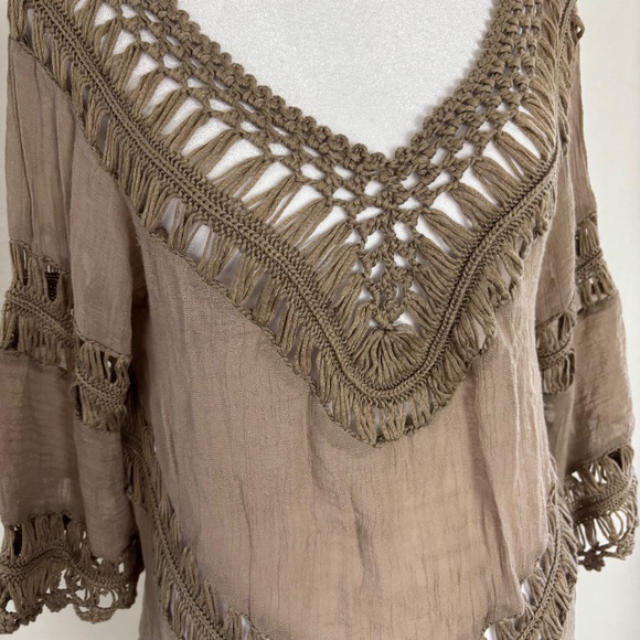 Cecico Taupe Crochet-Trim Tunic Top | Size S - Picture 2 of 8